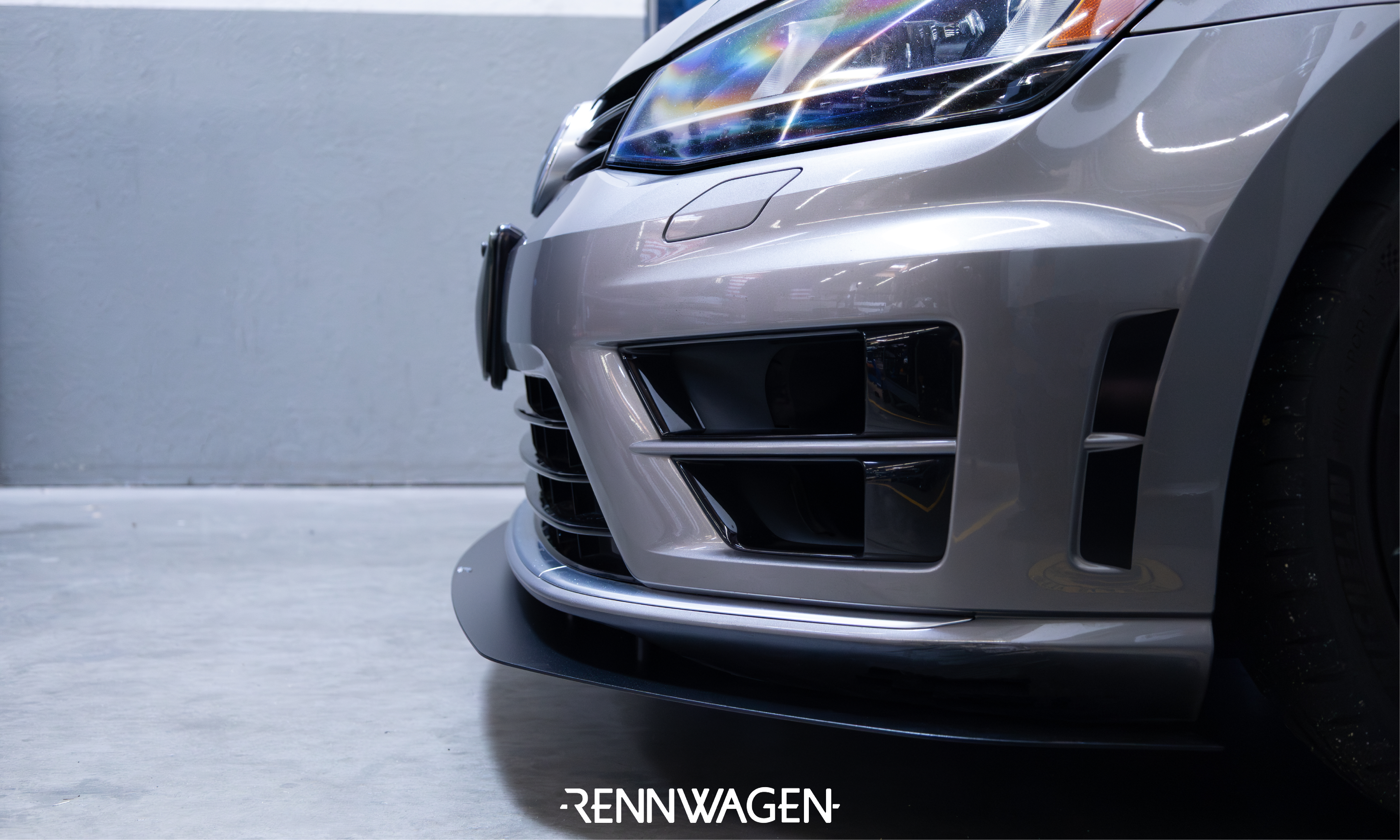 Rennwagen MK7 Golf R Front Splitter