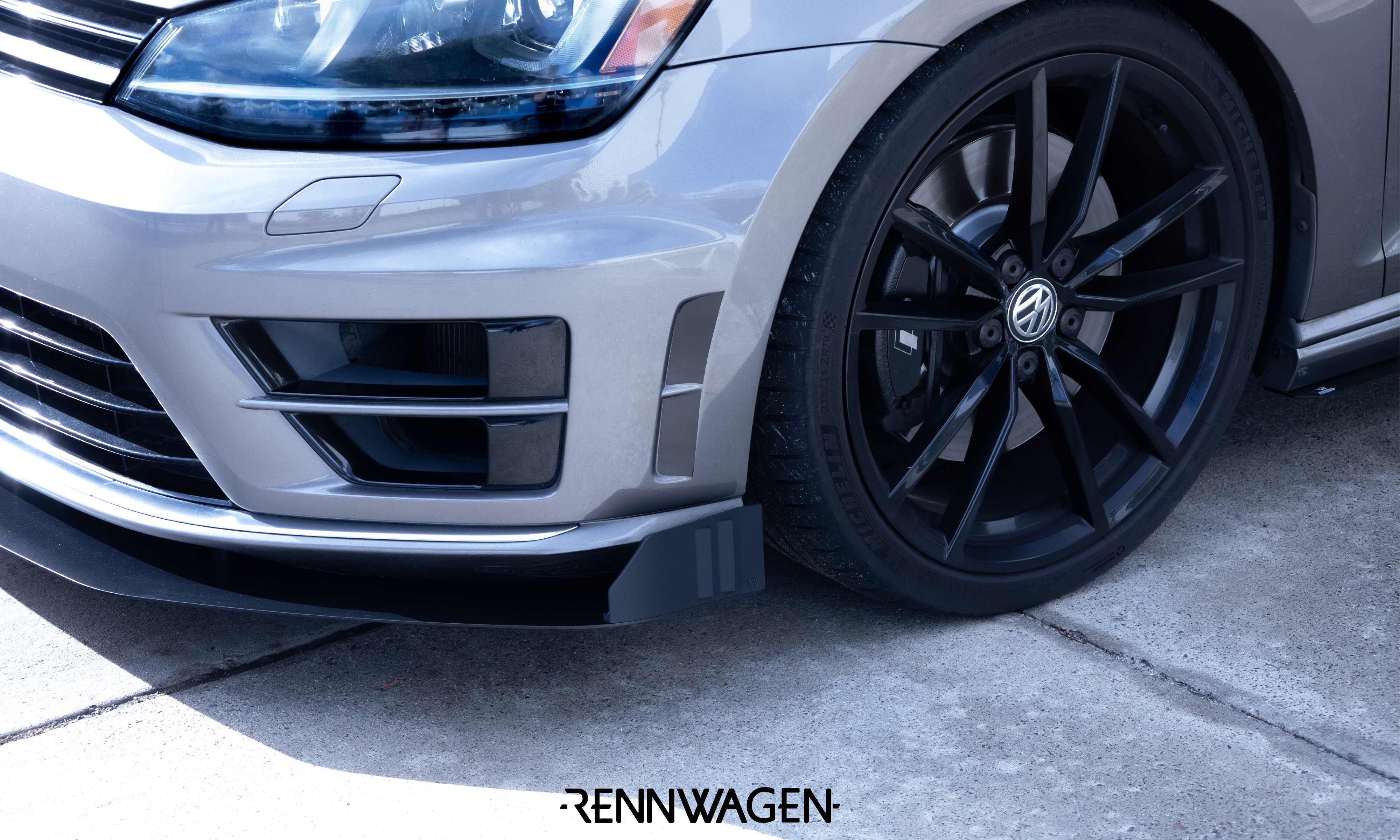 Rennwagen MK7 Golf R Front Splitter End Plates