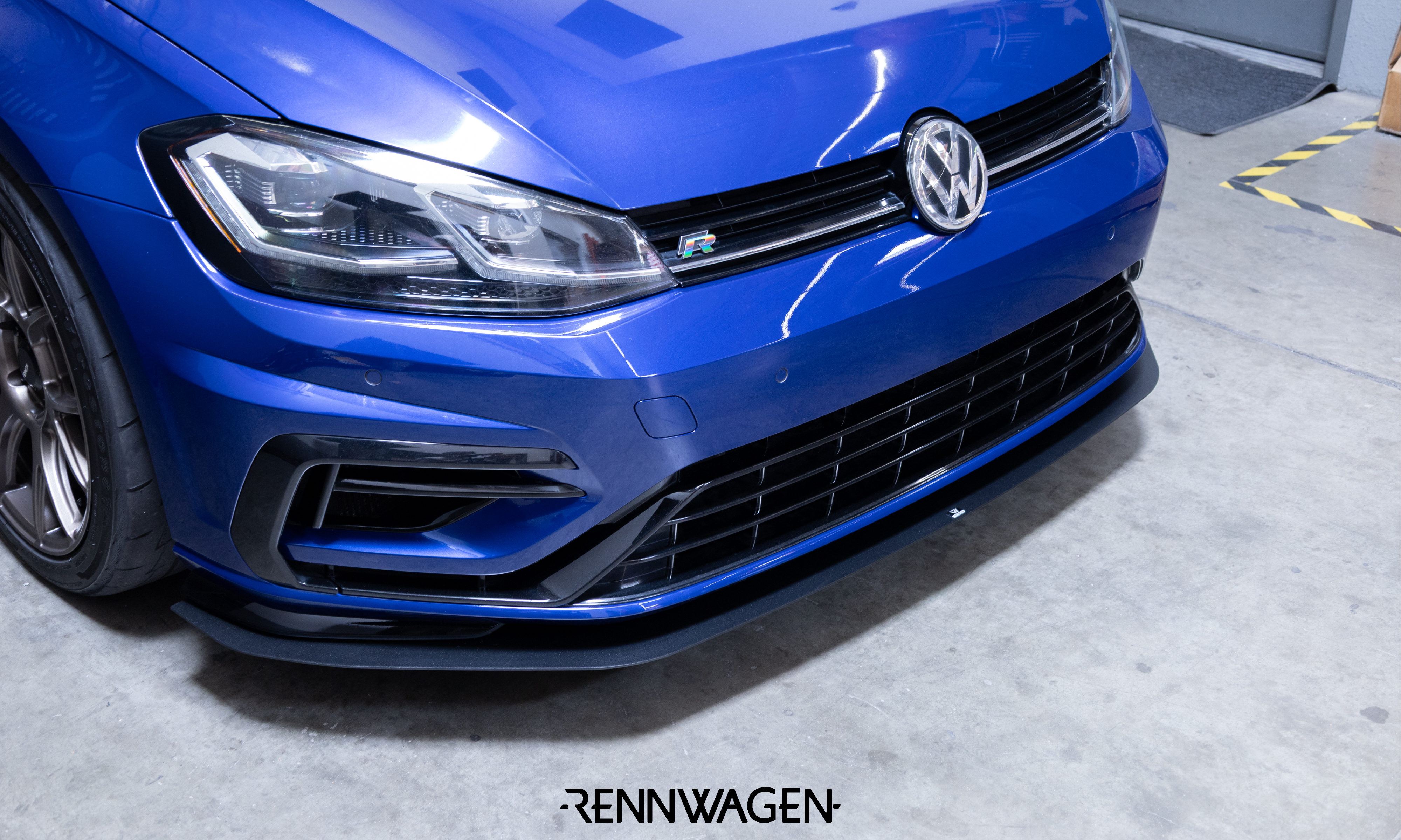 Rennwagen MK7.5 Golf R Front Splitter