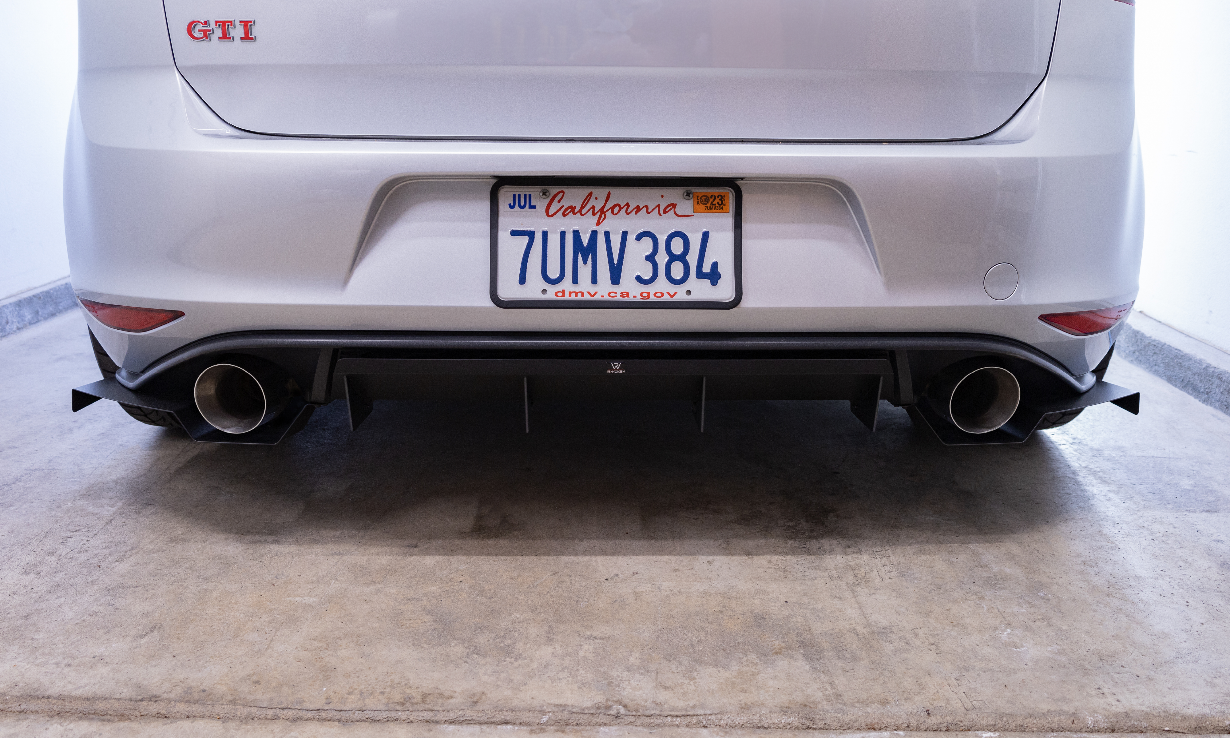 Rennwagen Rear Spats MK7 GTI V3