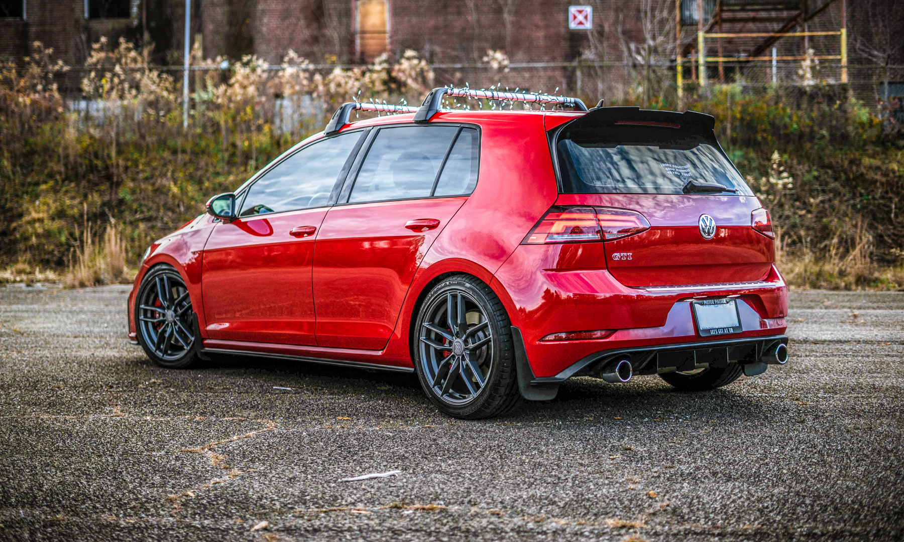  Rennwagen MK7.5 GTI Spoiler Extension on Tornado Red